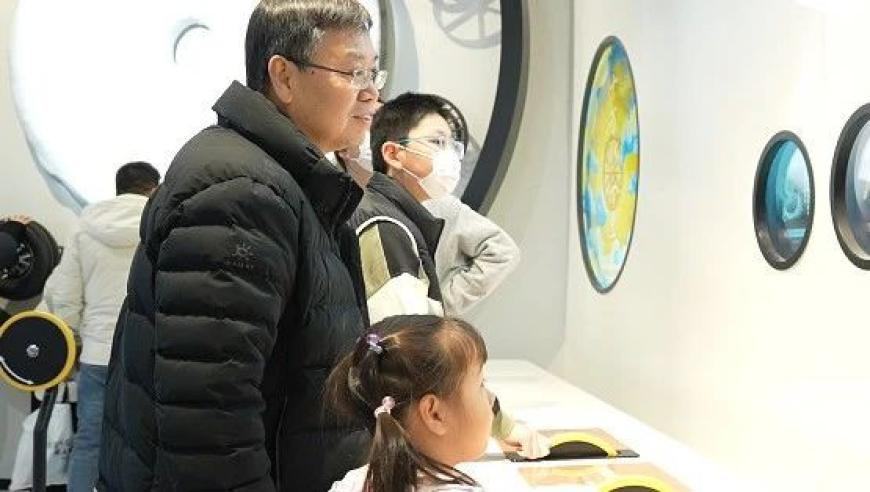 河南人民會堂觀影活動引熱議,高手猛料免費資料碼,展開計劃實施_優(yōu)選版V9.83
